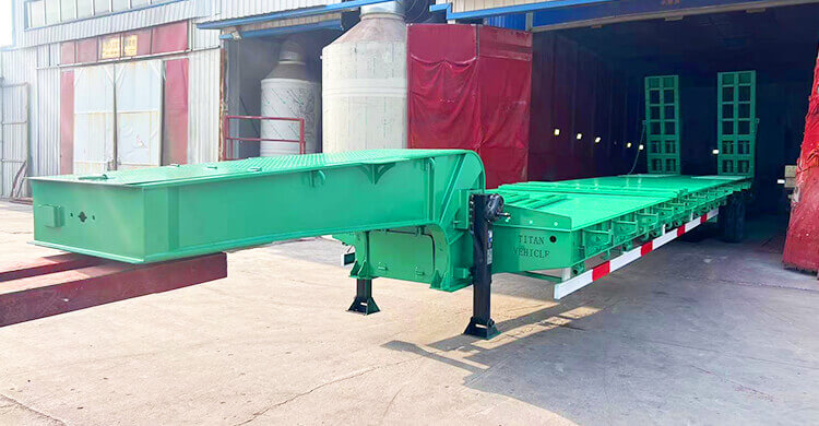 40ft 3 Axle Low Bed Trailer Truck for Sale in Santo Domingo Dominican