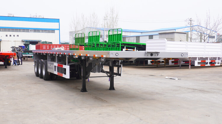 Three Axle 40ft Flat Bed Trailer for Sale in Dominican