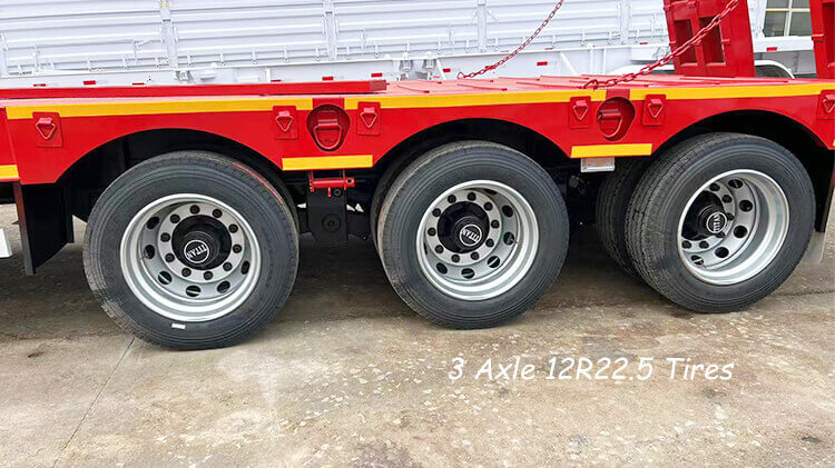 Tri Axle Lowbed Loader for Sale in Puerto Plata Dominican