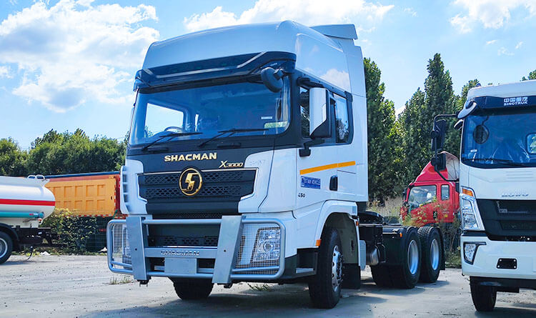 Shacman X3000 6x4 Tractor Head for Sale in Dominican